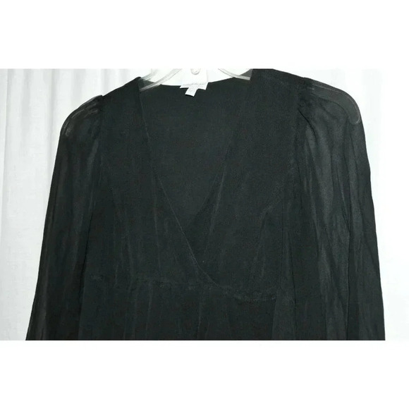A Pea in the Pod 100% Silk Shear Black Tunic - Picture 2 of 6